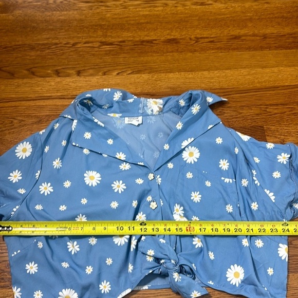 NWT Unique vintage Daisy print Briella flaired skirt and cropped top set retro - Picture 14 of 16